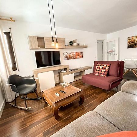 Apartamento Para 4 Con Terraza En El Centro Girona Kültér fotó