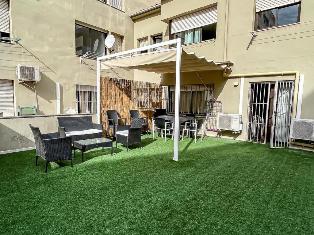 Apartamento Para 4 Con Terraza En El Centro Girona Kültér fotó